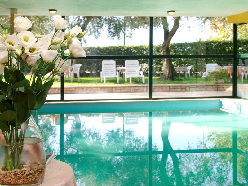 Hotel Rabay Brenzone sul Garda Eksteriør bilde